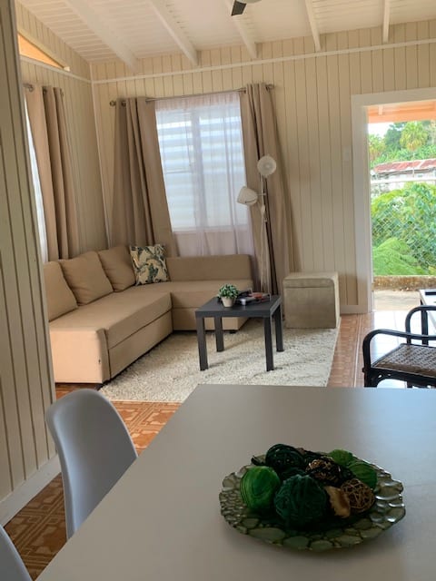Vista principal de la Casa de Campo